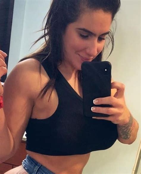 Yinyleon Wiki, Age, Height, Weight, Bio, Net Worth, Boyfriend & More.